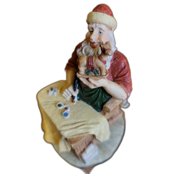 Brinns Handcrafted Collectible Santa clause figurine from 1992 - Picture 6 of 15